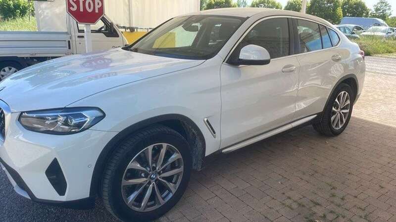 Bianco Usata 2022 BMW X4 M Sport SUV | 44.500 € (Super prezzo) - Immagine 1/4