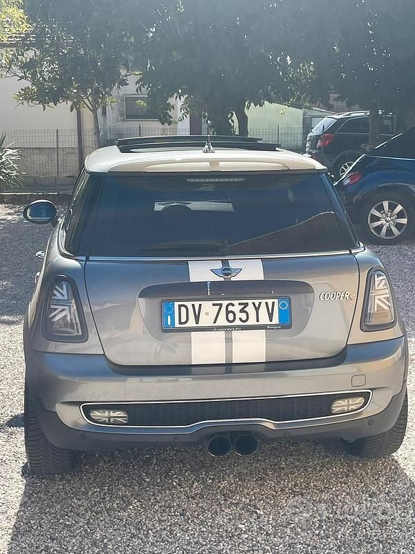 Usata Mini Cooper S Pepper 175 CV (128 kW) 2009 Grigio Utilitaria