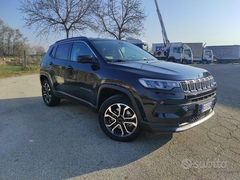 Usata 2024 Jeep Compass SUV | 25.500 € - Immagine 1/4