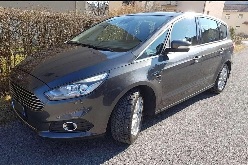 Usata Ford S-MAX S 150 CV (110 kW) 2016 Grigio Monovolume