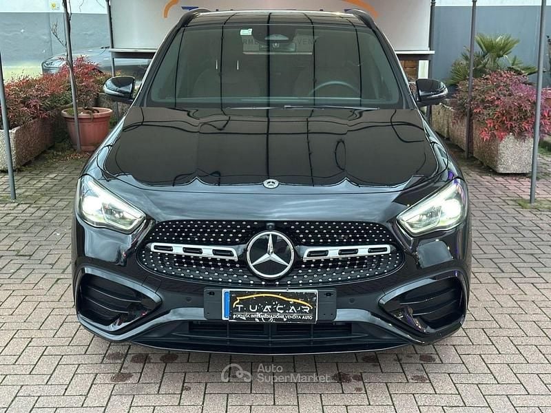 Usata Mercedes GLA200 AMG Line Premium Plus 150 CV (110 kW) 2025 Nero SUV