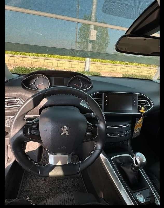 Usata Peugeot 308 Allure 131 CV (96 kW) 2019 Berlina
