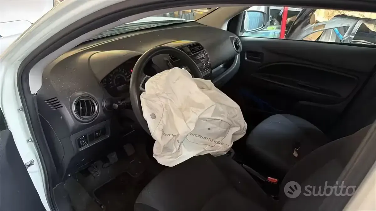 Usata Mitsubishi Space Star 71 CV (52 kW) 2018 Bianco Utilitaria