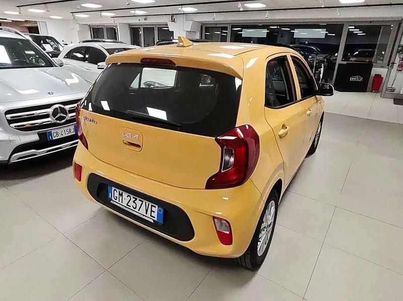 Usata Kia Picanto Urban 67 CV (49 kW) 2023 Giallo Utilitaria