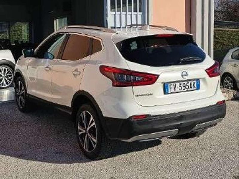 Usata Nissan Qashqai N-Connecta 116 CV (85 kW) 2019 Bianco SUV