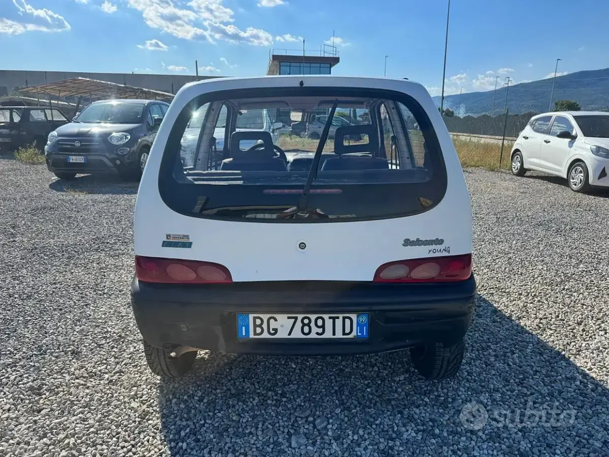Usata Fiat Seicento 39 CV (28 kW) 1999 Bluazzurro Utilitaria