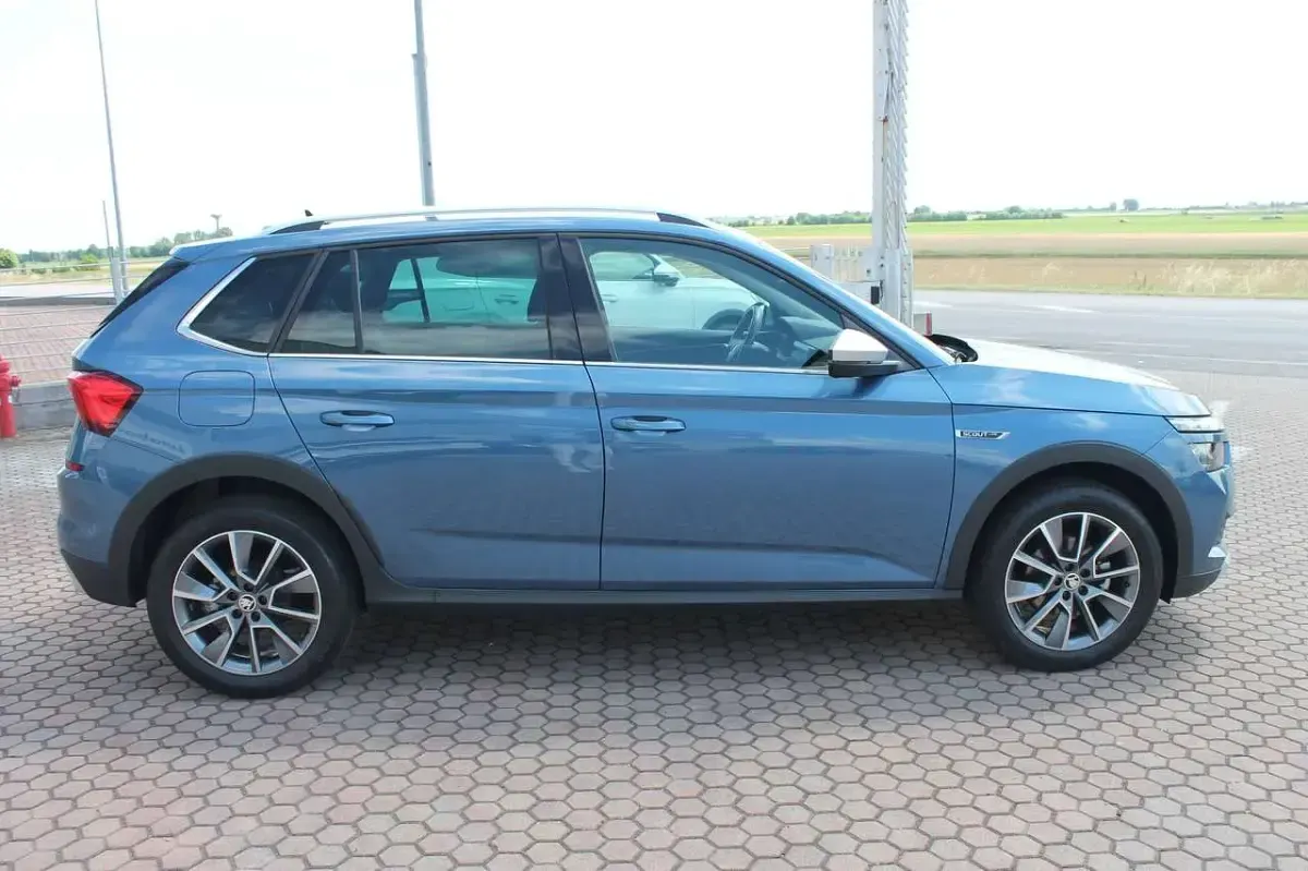 Usata Skoda Kamiq ScoutLine 150 CV (110 kW) 2021 Blu/azzurro SUV