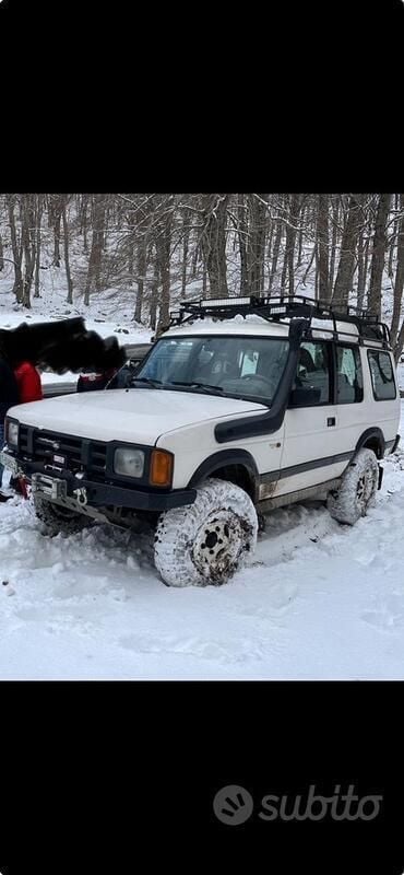 Bianco Usata 1992 Land Rover Discovery SUV | 7200 € - Immagine 1/4