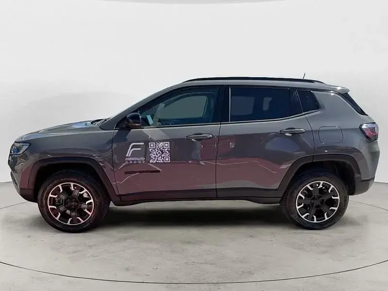Usata Jeep Compass 240 CV (176 kW) 2024 SUV