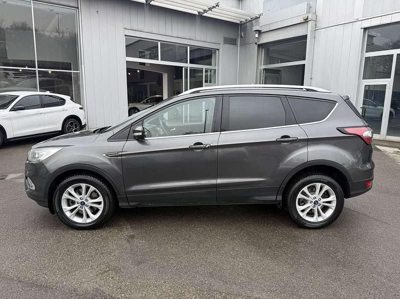 Usata Ford Kuga Titanium S 120 CV (88 kW) 2017 Grigio SUV
