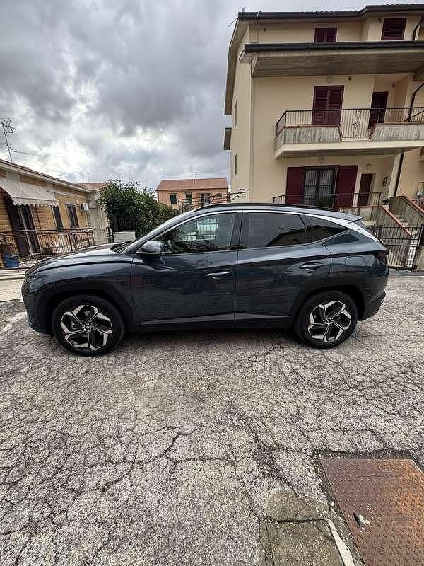 Usata Hyundai Tucson 179 CV (131 kW) 2023 Blu/azzurro SUV