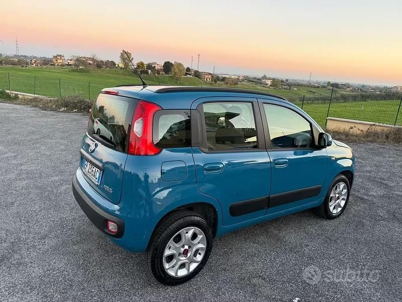 Usata Fiat Panda Pop 69 CV (50 kW) 2015 Blu Utilitaria