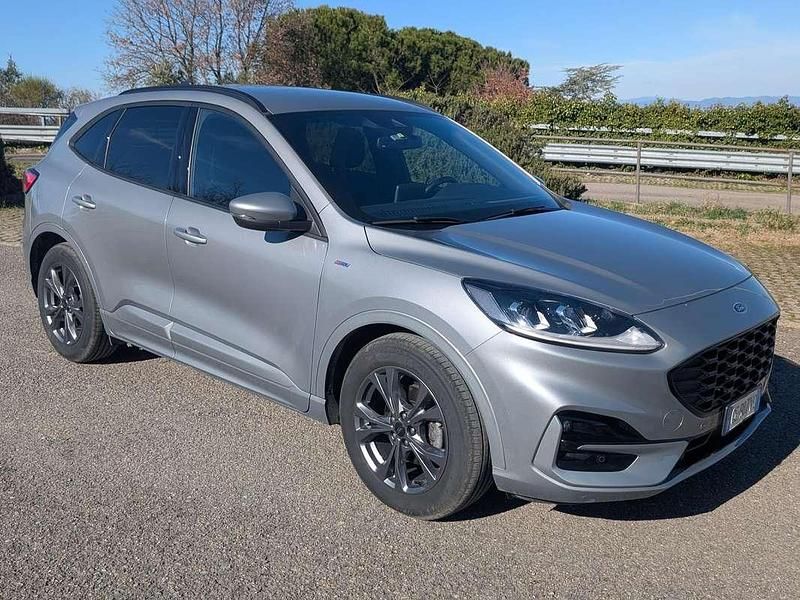 Usata Ford Kuga ST-Line 120 CV (88 kW) 2021 Grigio SUV
