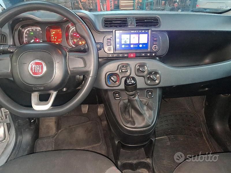 Usata Fiat Panda 69 CV (50 kW) 2016 Grigio Berlina