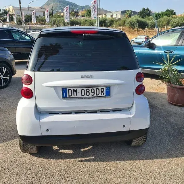 Usata Smart ForTwo Coupé Pulse 70 CV (51 kW) 2007 Bianco Coupé
