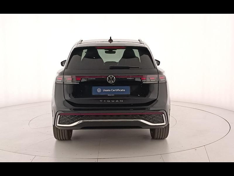 Usata VW Tiguan R-line 150 CV (110 kW) 2025 Nero SUV