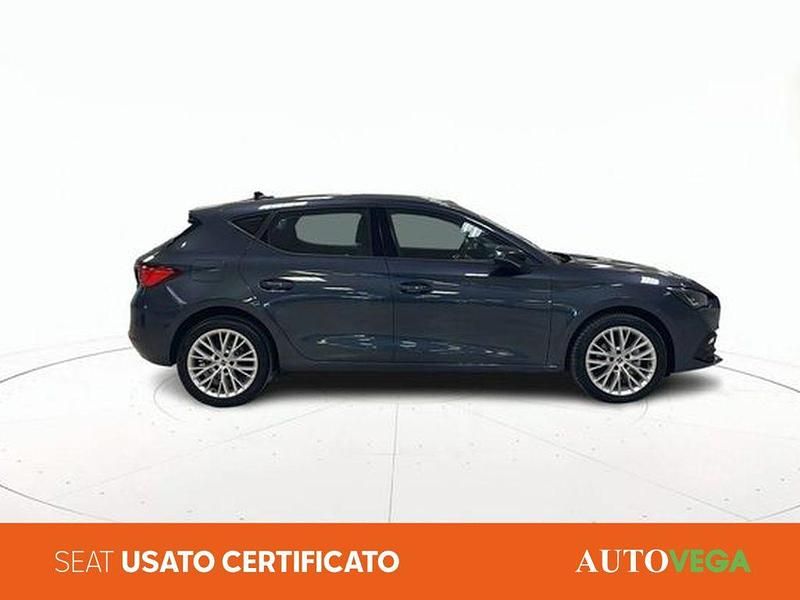 Usata Seat Leon Business 150 CV (110 kW) 2024 Vari colori / pastello Berlina
