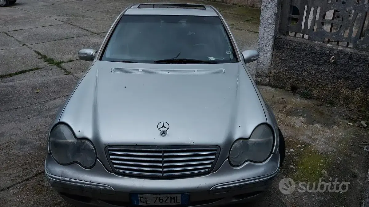 Usata Mercedes C220 150 CV (110 kW) 2004 Berlina