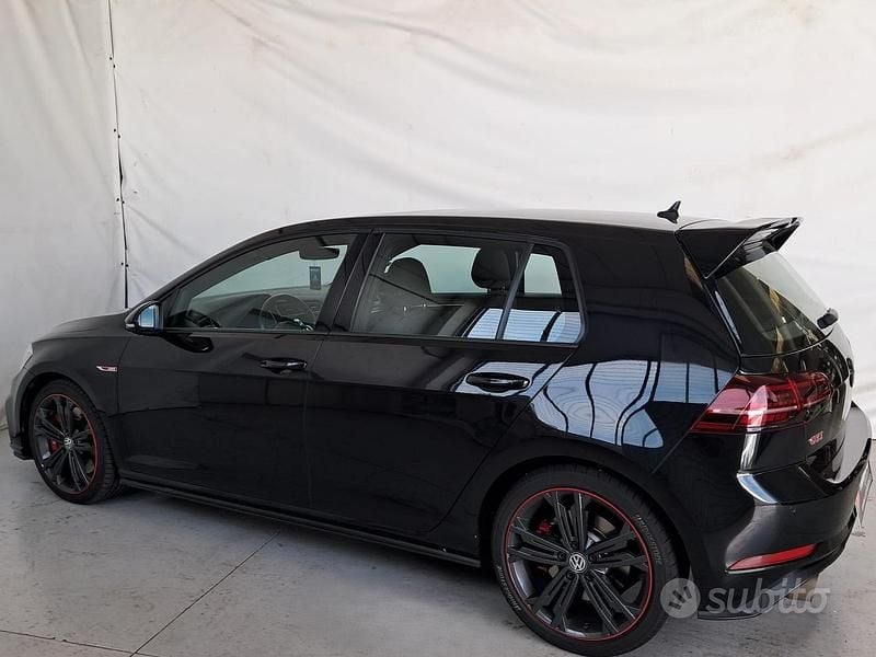 Usata VW Golf GTI 245 CV (180 kW) 2019 Nero Berlina