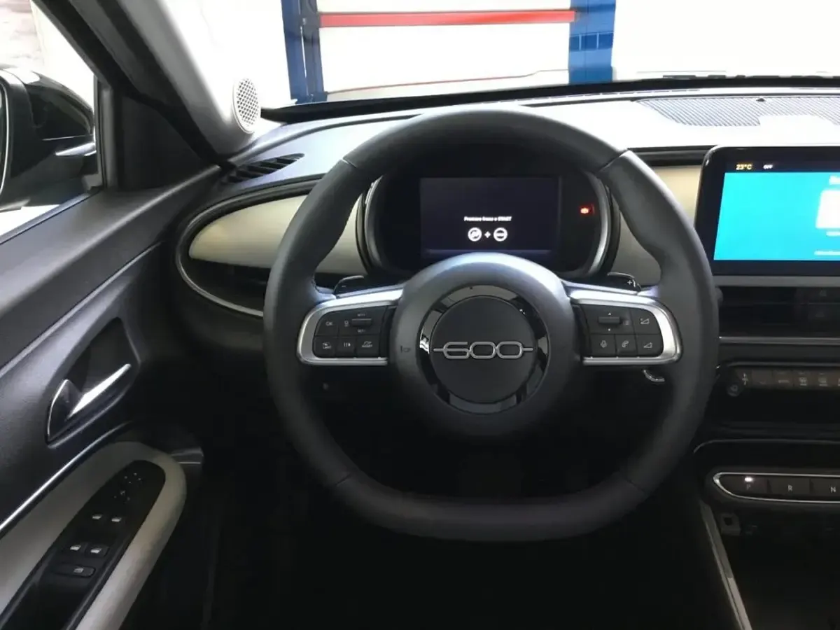 Nuova Fiat Seicento La Prima 100 CV (73 kW) 2026 Blu