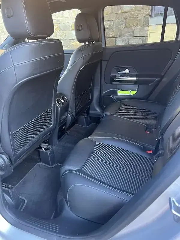 Usata Mercedes GLA200 150 CV (110 kW) 2021 Grigio SUV