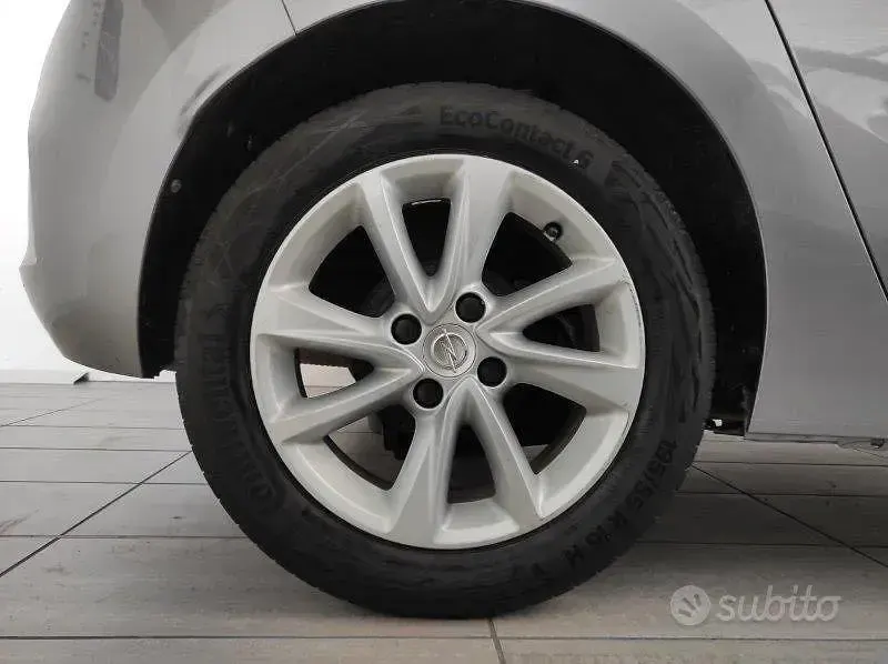 Usata Opel Corsa Elegance 75 CV (55 kW) 2021 Grigio Utilitaria