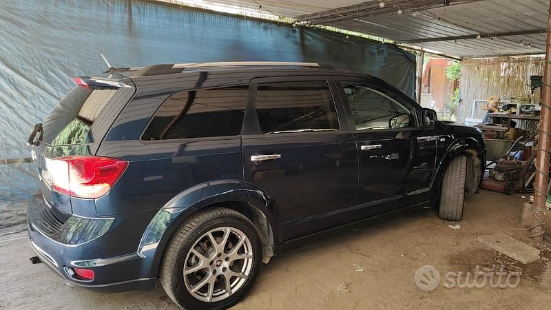 Usata Fiat Freemont 170 CV (125 kW) 2014 Blu SUV