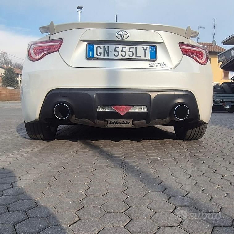 Usata Toyota GT86 GT 200 CV (147 kW) 2013 Bianco Coupé