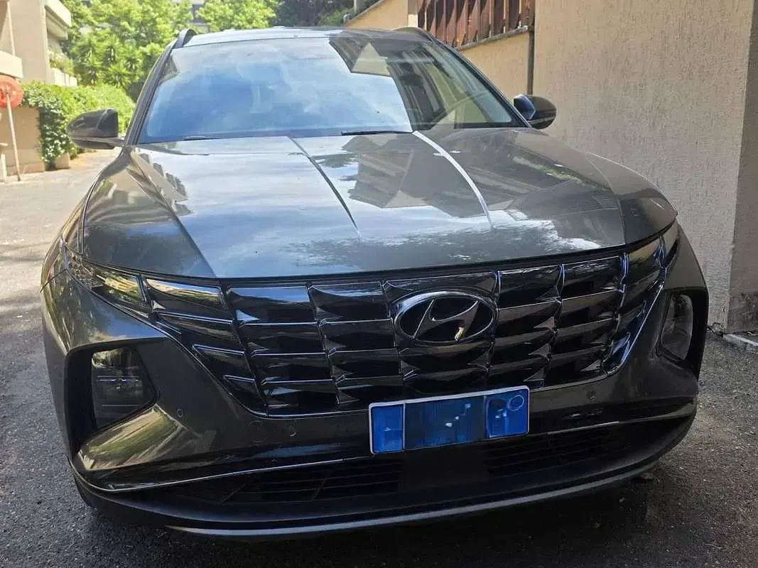 Usata Hyundai Tucson 230 CV (169 kW) 2022 Grigio SUV