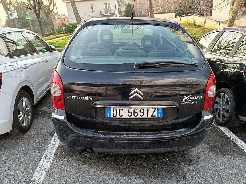 Usata Citroën Xsara Picasso 109 CV (80 kW) 2006 Nero Monovolume