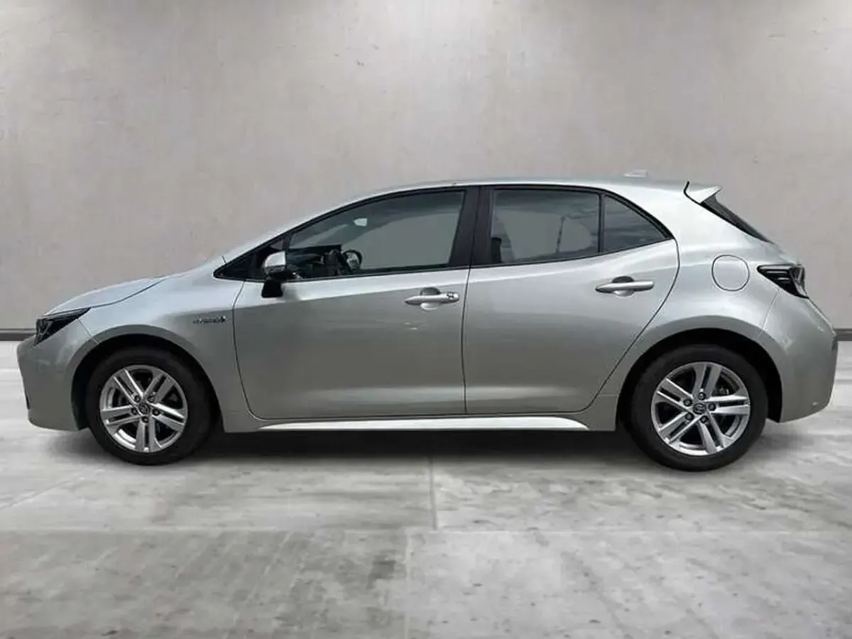 Usata Toyota Corolla Active 122 CV (89 kW) 2021 Other Utilitaria