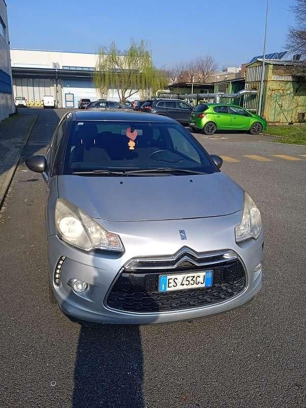 Usata Citroën DS3 Chic 68 CV (50 kW) 2013 Grigio Berlina