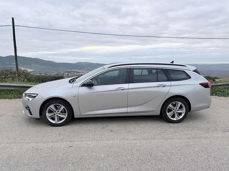 Usata Opel Insignia Business Edition 122 CV (89 kW) 2021 Argento Station wagon