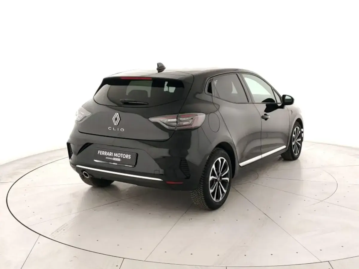 Usata Renault Clio V Techno 91 CV (66 kW) 2025 Nero Berlina