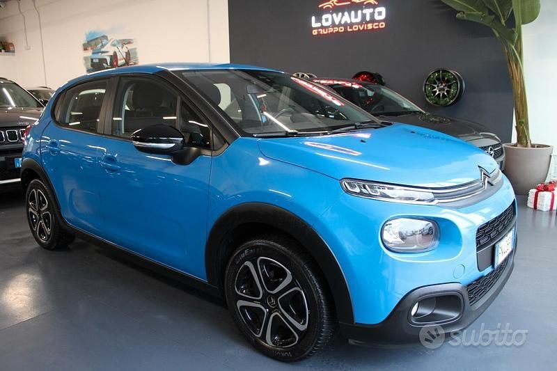 Blu Usata 2018 Citroën C3 PureTech Due volumi | 7900 € (Buon prezzo) - Immagine 1/4