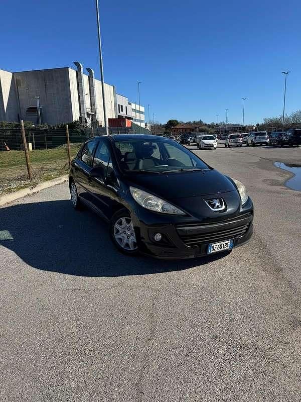 Usata Peugeot 207 73 CV (53 kW) 2009 Nero Berlina