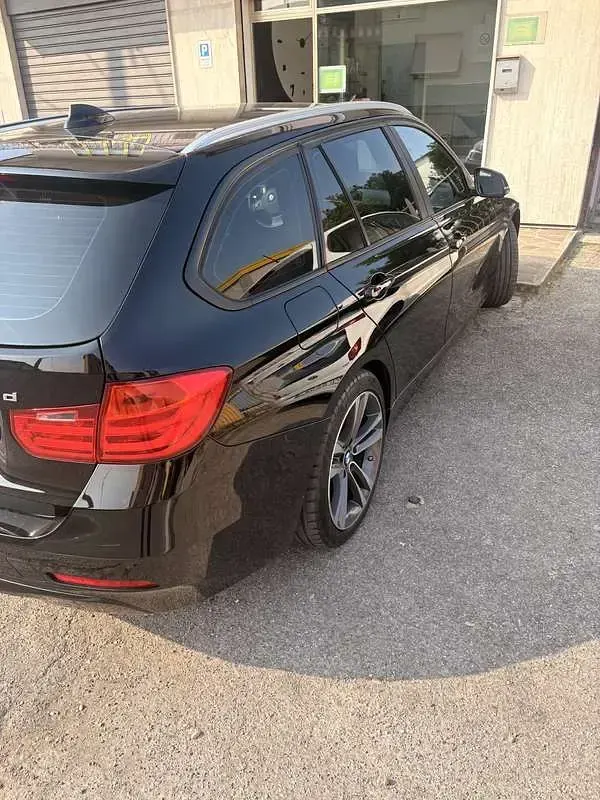 Usata BMW 318 Sport Line 143 CV (105 kW) 2015 Station wagon