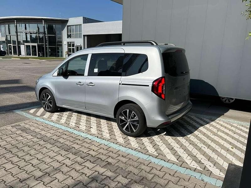 Usata Mercedes 180 Premium 116 CV (85 kW) 2023 Berlina