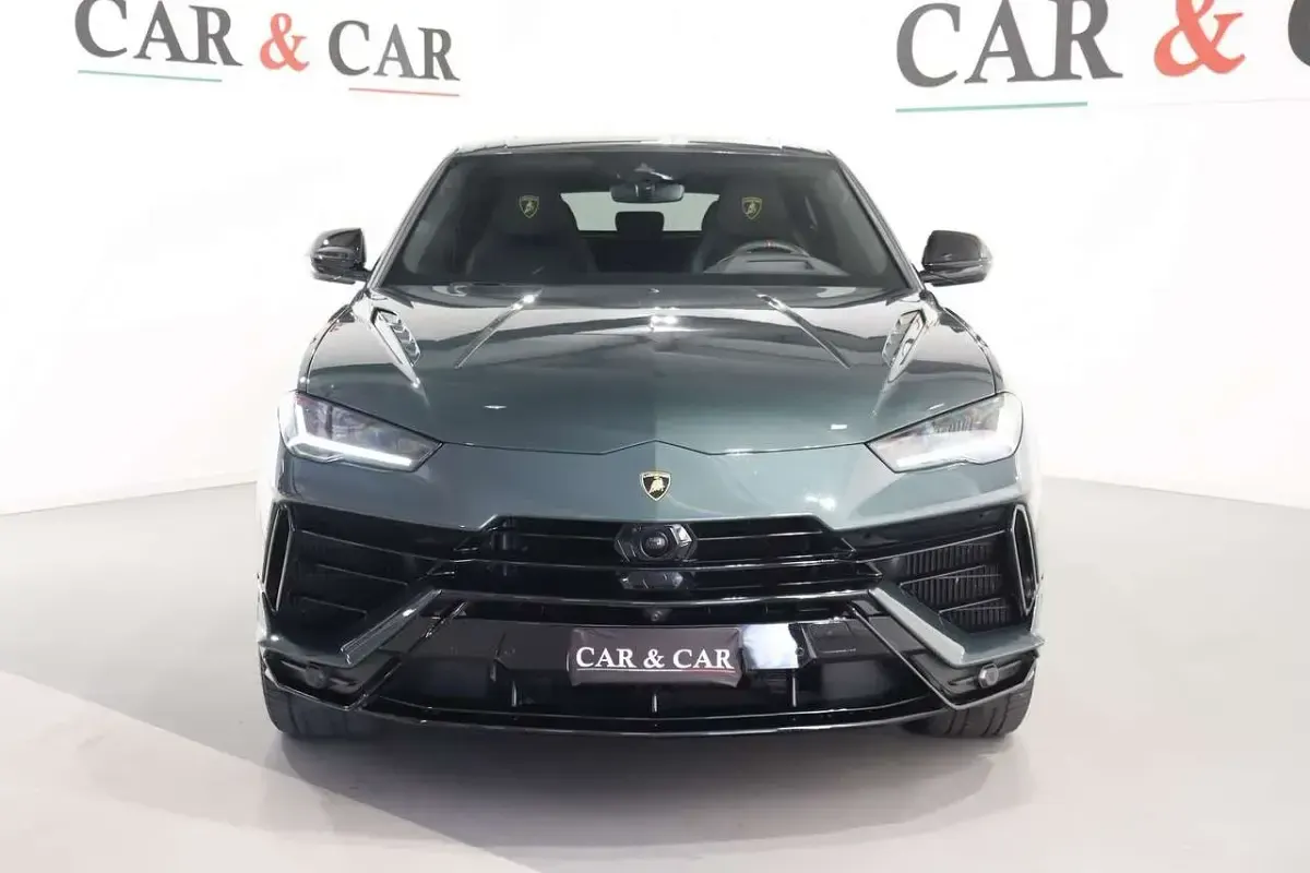 Usata Lamborghini Urus 666 CV (489 kW) 2023 Verde SUV