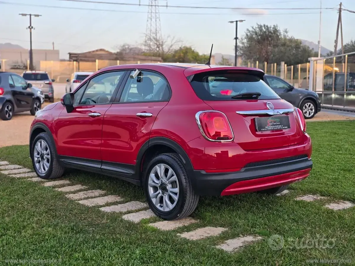 Usata Fiat 500X Business 95 CV (69 kW) 2016 Rosso SUV