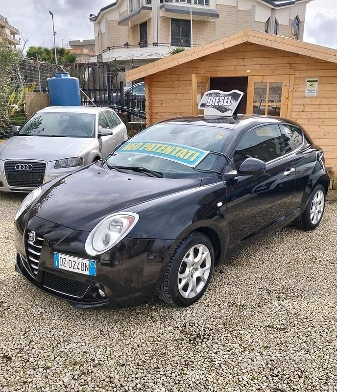 Usata Alfa Romeo MiTo Distinctive 90 CV (66 kW) 2009 Nero Utilitaria
