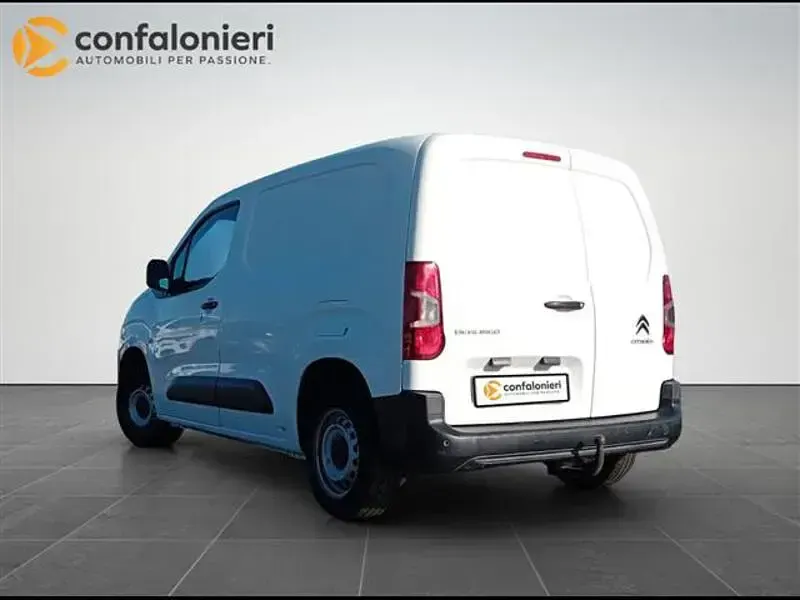 Usata Citroën Berlingo 100 CV (73 kW) 2021 Bianco Monovolume