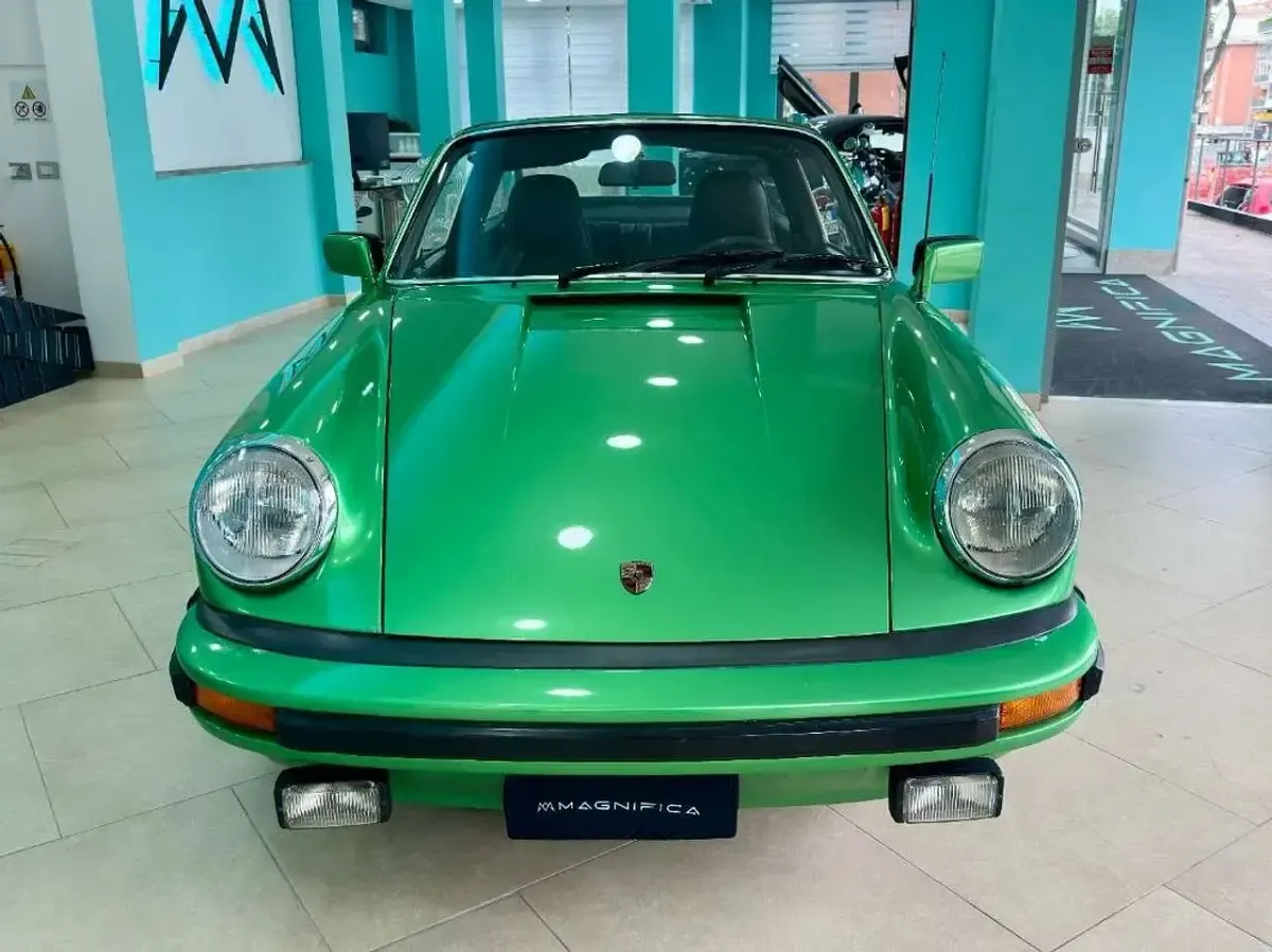 Usata Porsche 911SC 188 CV (138 kW) 1975 Verde vipera zincato Utilitaria