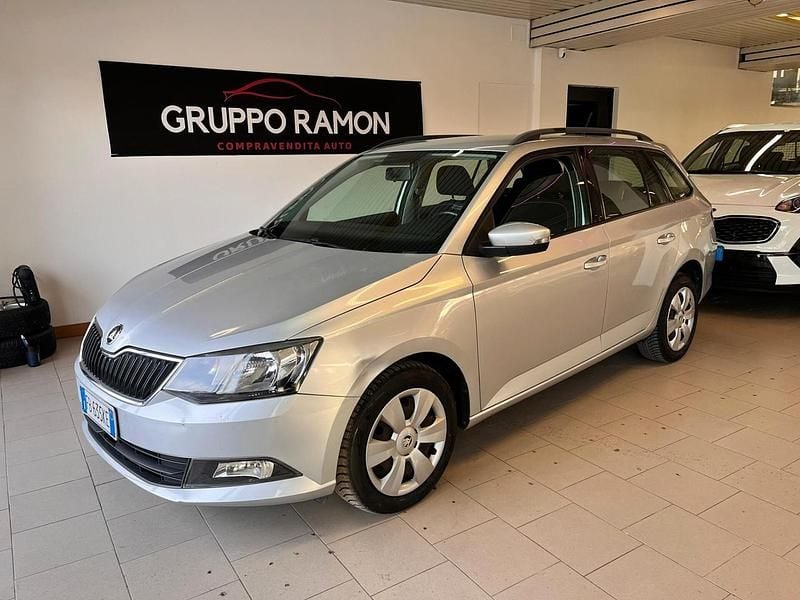 Usata Skoda Fabia Style 90 CV (66 kW) 2016 Argento Station wagon