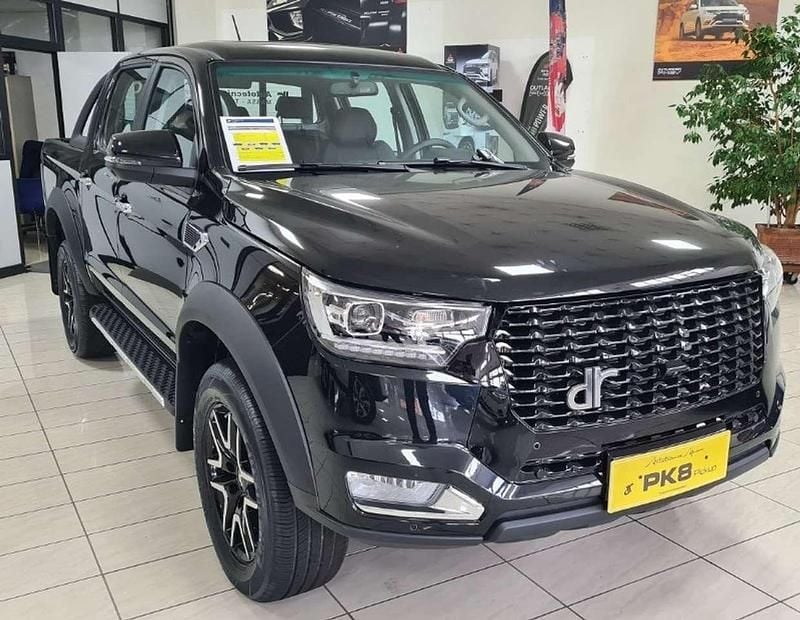 Nuova DR DR2 136 CV (100 kW) 2025 Nero grigio Utilitaria