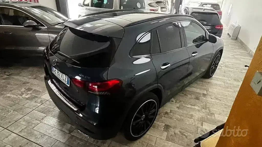 Usata Mercedes GLA250 Premium 224 CV (164 kW) 2021 Bluazzurro SUV