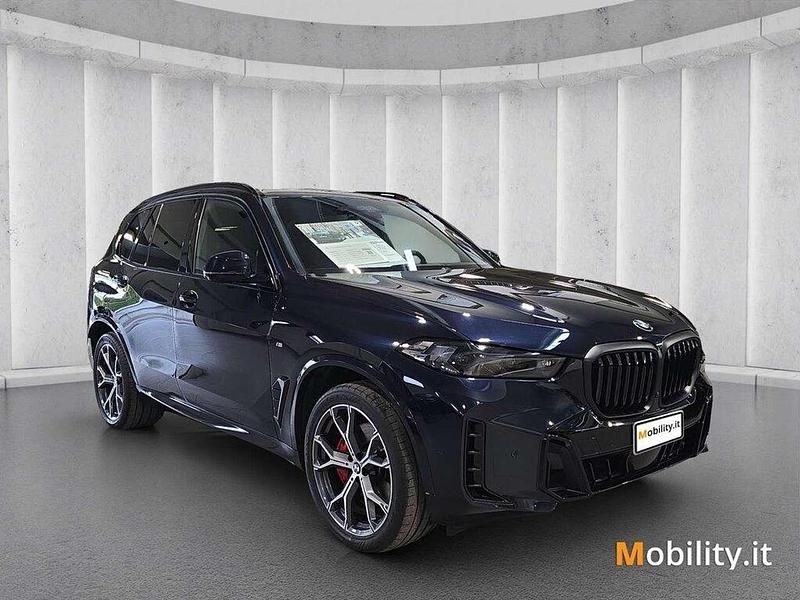 Usata BMW X5 M Sport 298 CV (219 kW) 2024 Carbon black metallizzato SUV