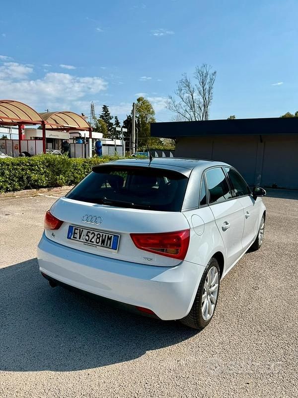 Usata Audi A1 Sportback 90 CV (66 kW) 2014 Bianco Utilitaria