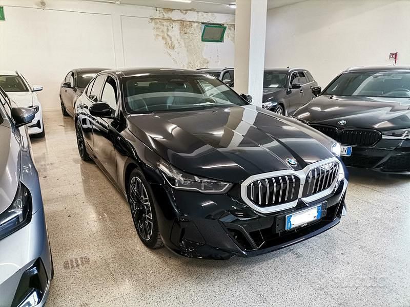 Usata BMW 520 M Sport 197 CV (144 kW) 2023 Nero Berlina