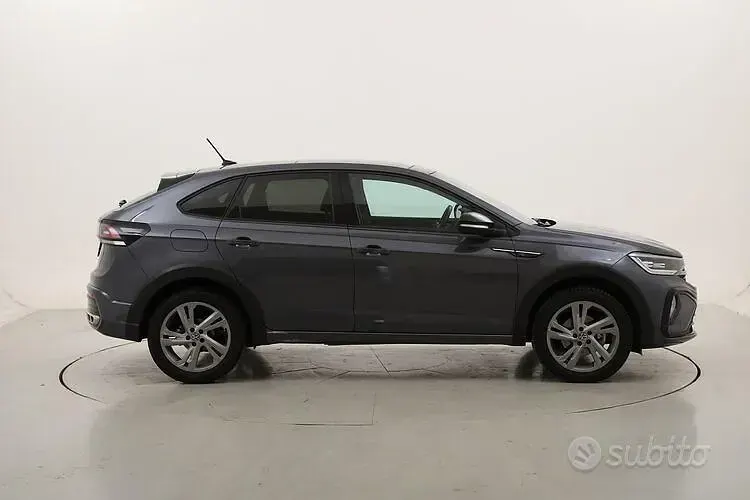 Usata VW Taigo R-line 110 CV (80 kW) 2023 Grigio SUV